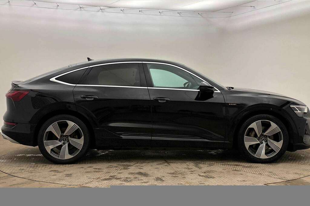 Audi E-tron 300Kw 55 Quattro 95Kwh S Line Cs 2021 Black #4