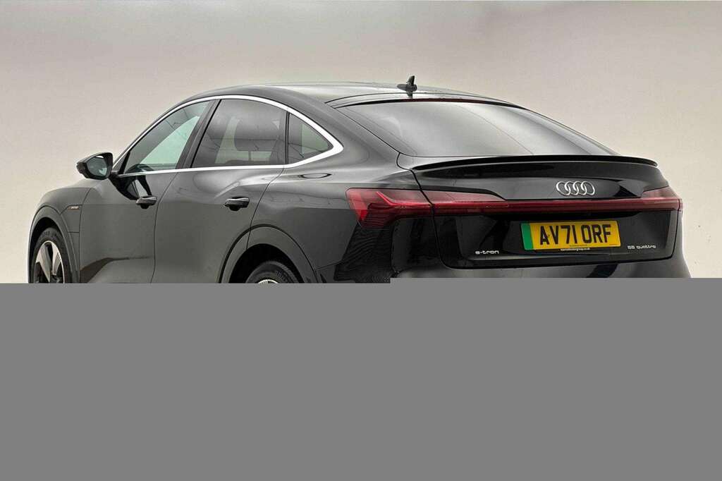 Audi E-tron 300Kw 55 Quattro 95Kwh S Line Cs 2021 Black #3