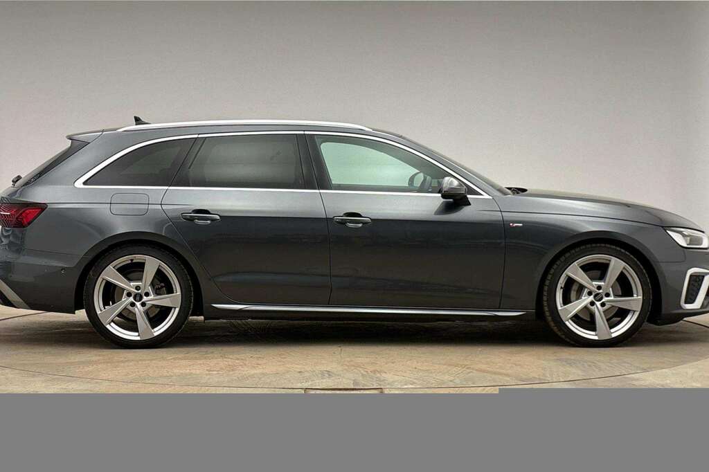 Audi A4 40 Tfsi 204 S Line S Tronic 2024 Grey #3
