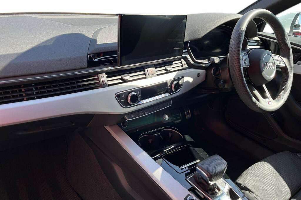 Audi A4 40 Tfsi 204 S Line S Tronic 2024 White #2