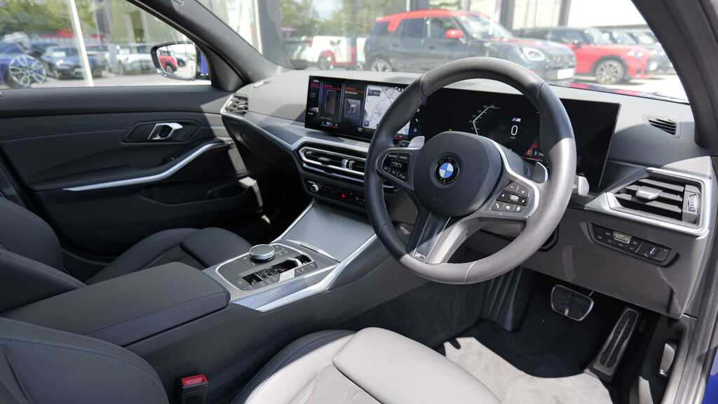 BMW 3 Series 320I M Sport Step 2024 YY74PXA Blue #5