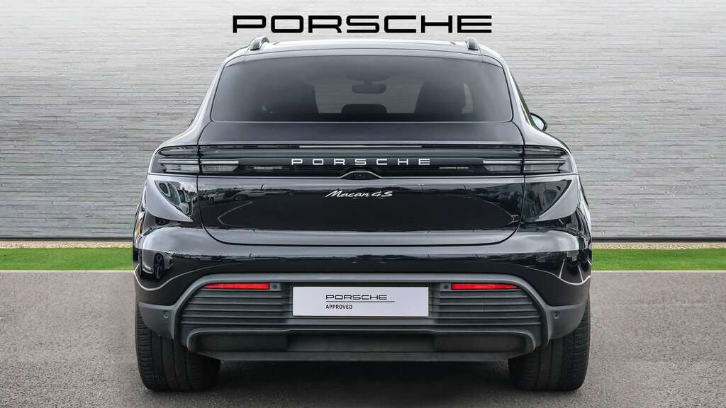 Porsche Macan Electric Blue #7