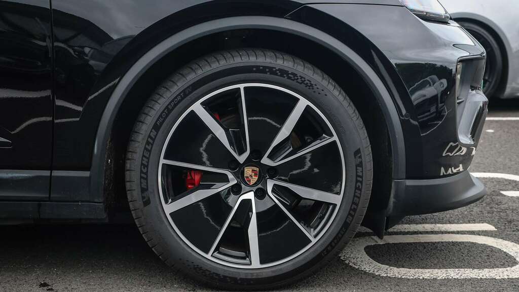 Porsche Macan 4S 2025 Black #5