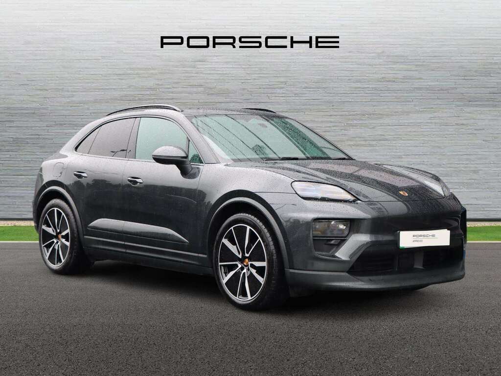 Porsche Macan 4 2026 Grey