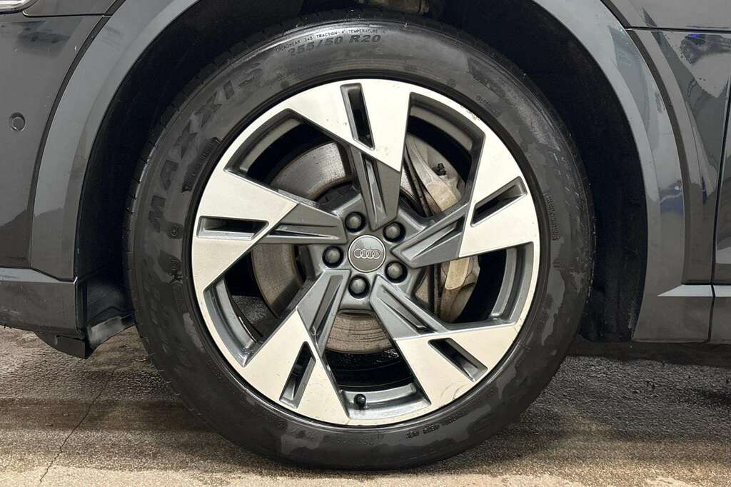Audi E-tron 300Kw 55 Quattro 95Kwh Cs 2020 Black #5