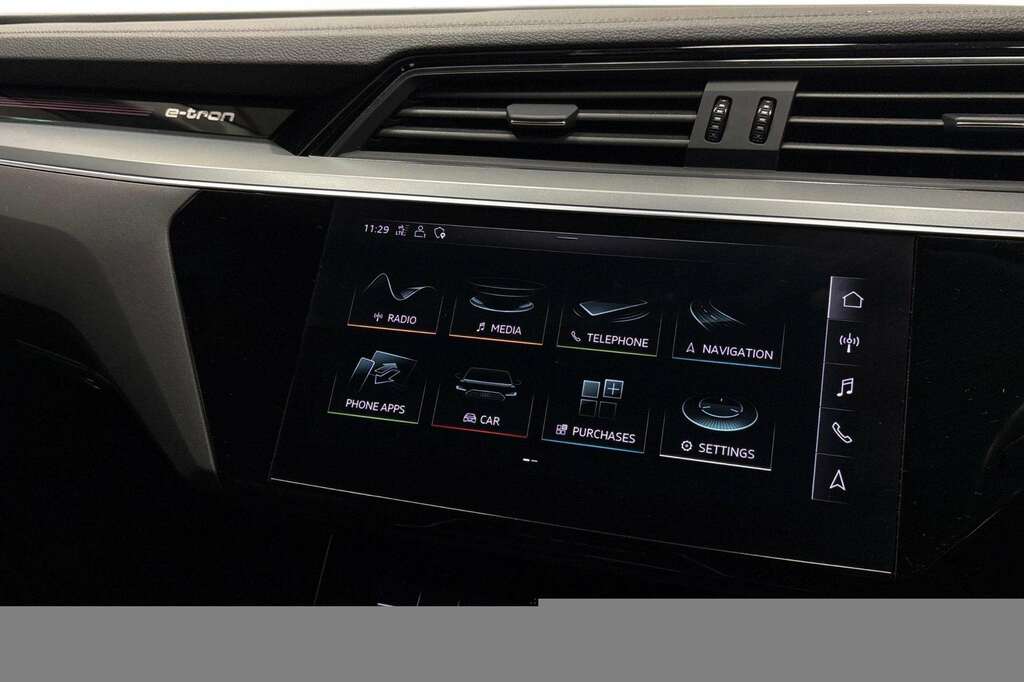 Audi E-tron 230Kw 50 Quattro 71Kwh Technik Blue #8