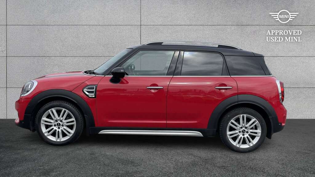 Mini Countryman 2.0 Cooper D Exclusive 2019 Red #3