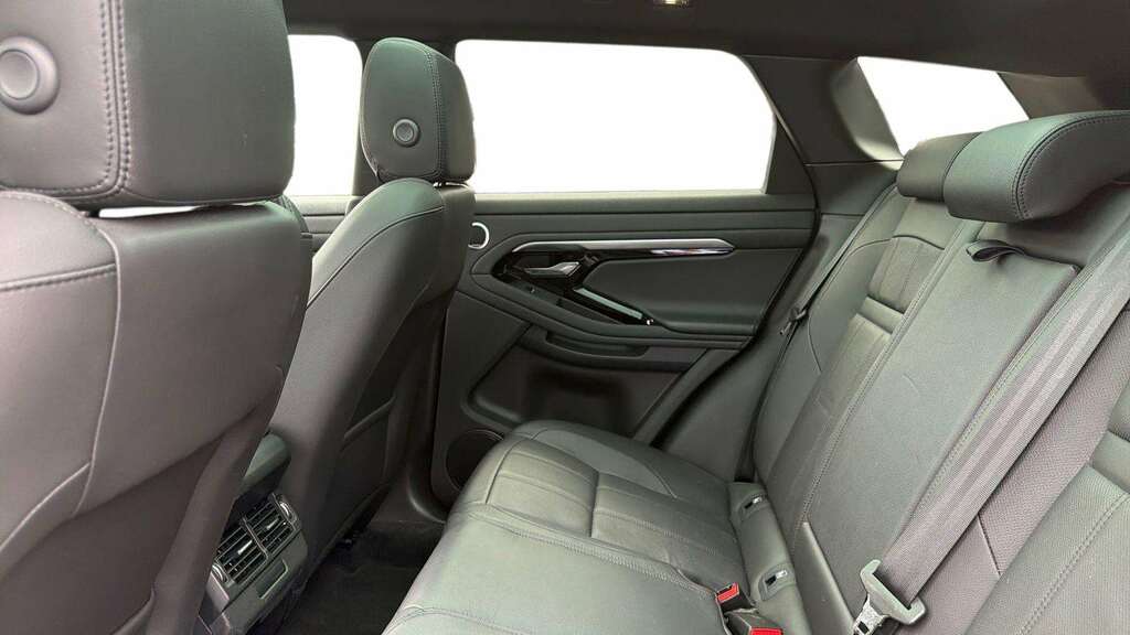 Land Rover Range Rover Evoque 1.5 P300e Evoque Edition 2023 WX23HCV White #4