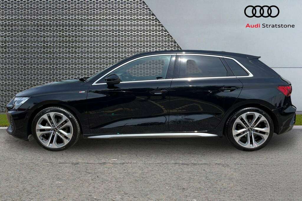 Audi A3 1.5 Tfsi 116 S Line 2025 Black #6