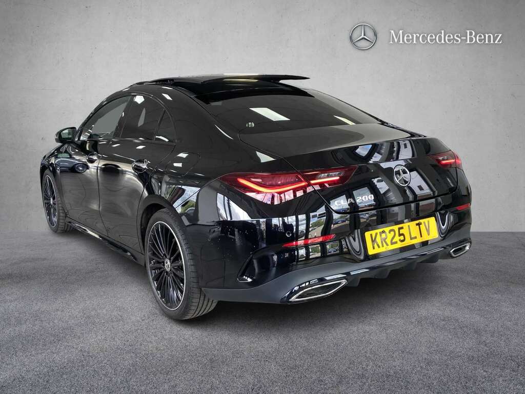 Mercedes-Benz CLA Class 200 Amg Line Premium Plus Tip 2025 Black #3