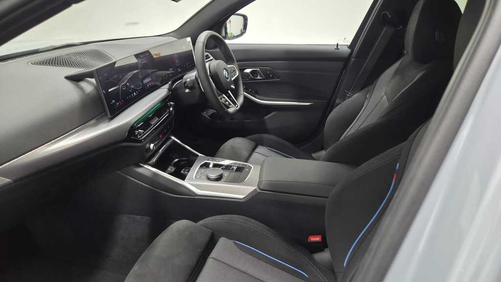 BMW 3 Series 320I M Sport Step 2026 YS75KHH Grey #5