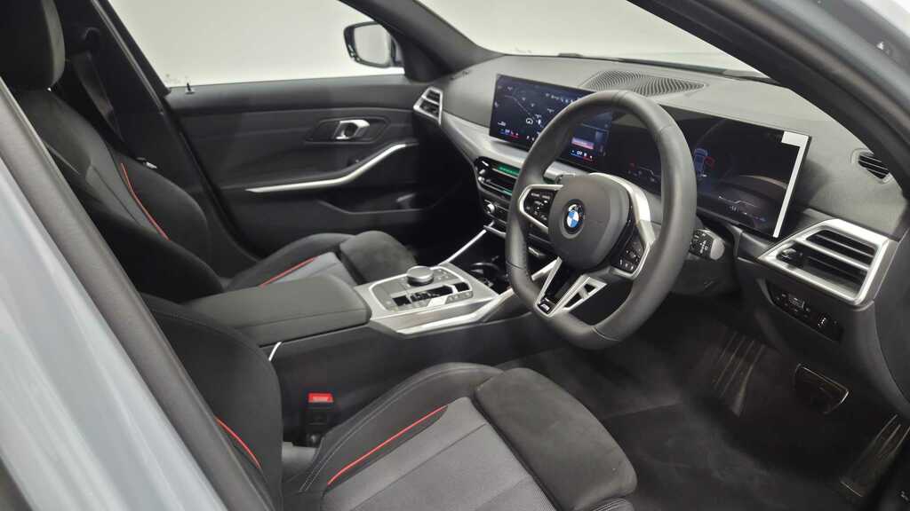 BMW 3 Series 320I M Sport Step 2026 YS75KHH Grey #4