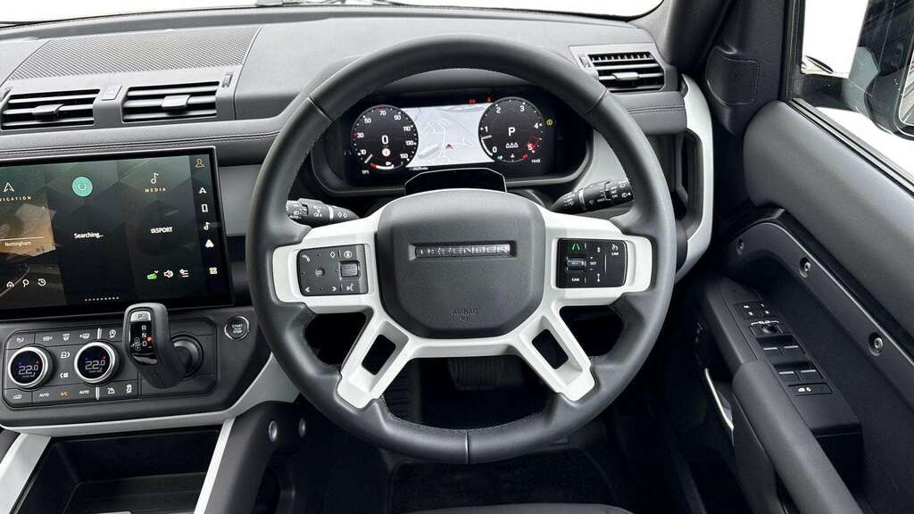 Land Rover Defender 110 Octa  #15