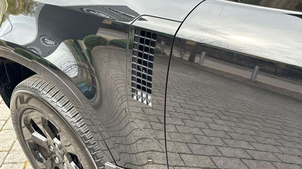 Land Rover Defender 110 Octa  #20