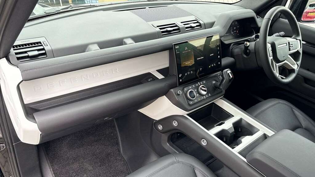 Land Rover Defender 110 Octa  #39