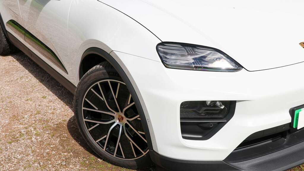 Porsche Macan 265Kw 100Kwh Grey #29