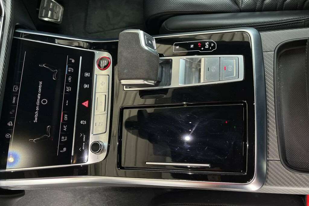 Audi RSQ8 Tfsi V8 Carbon Black Black #30