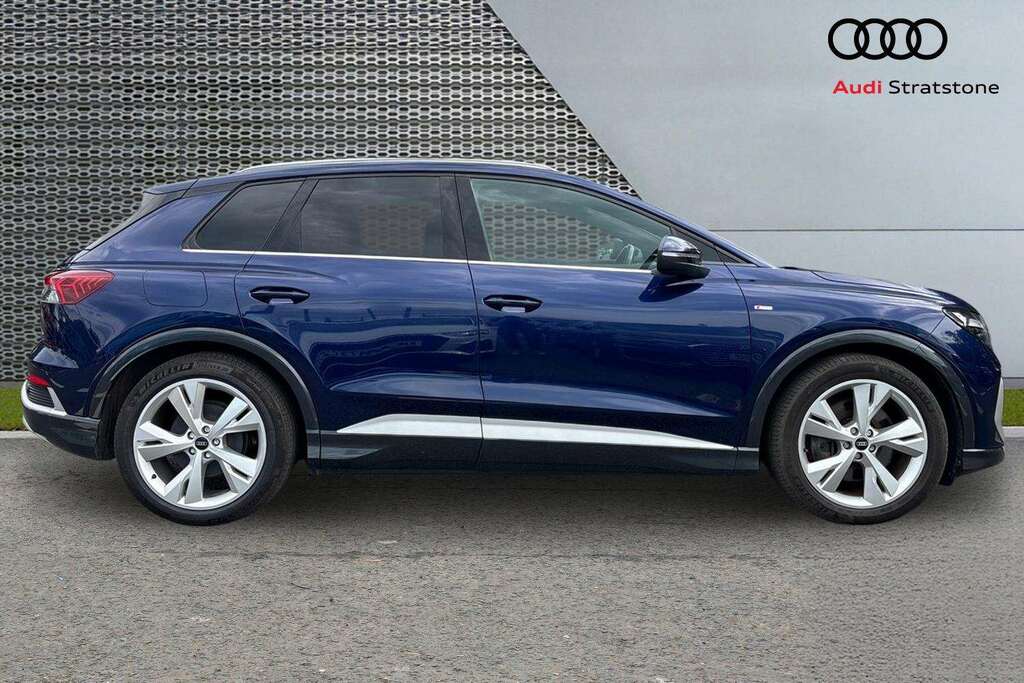 Audi Q4 E Tron 150Kw 40 82Kwh S Line 2022 Blue #4