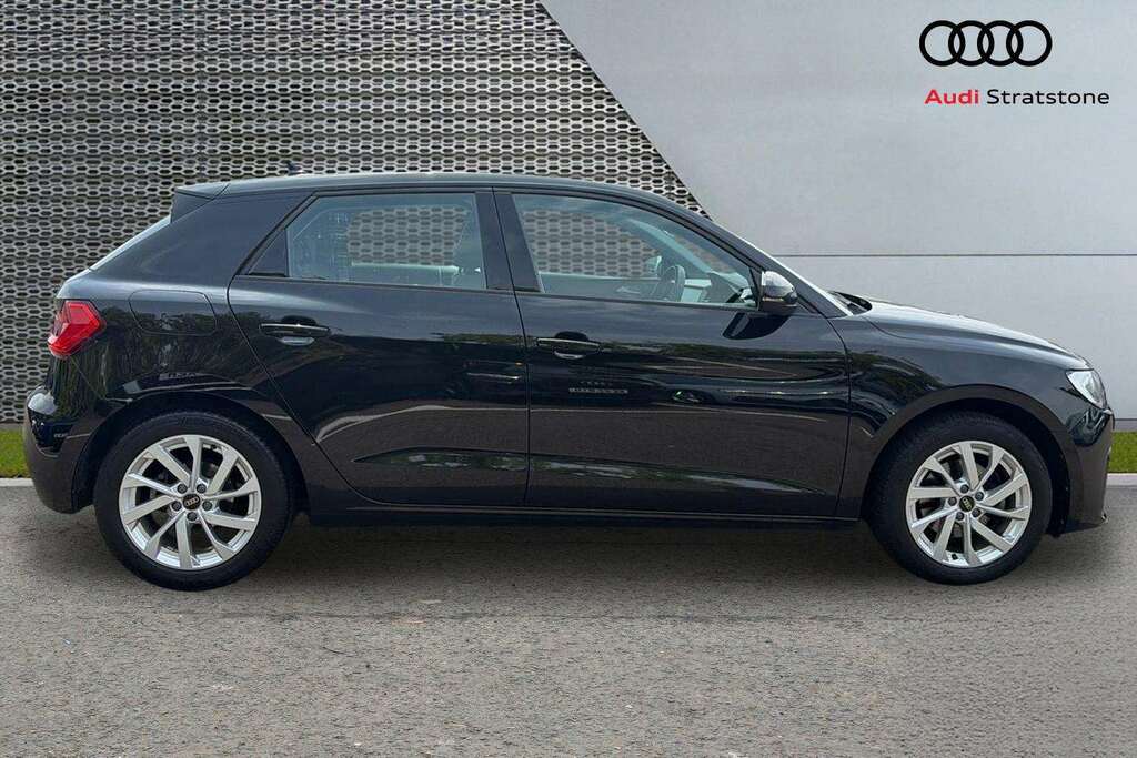 Audi A1 A1 Sportback 30 Tfsi Black Edition Silver #4