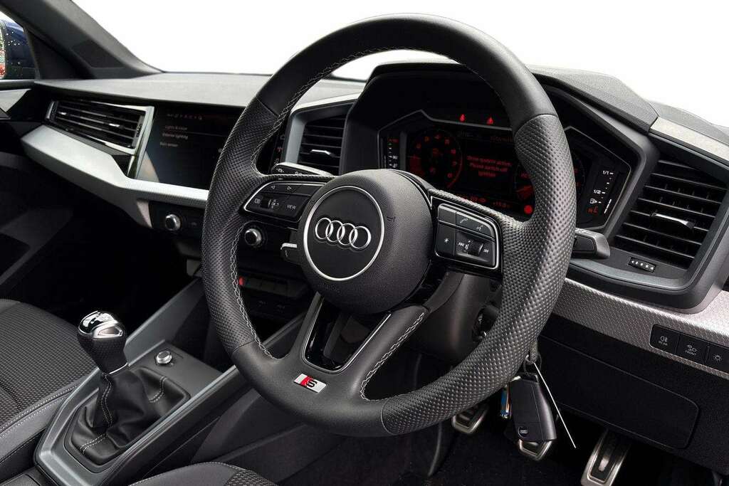 Audi A1 25 Tfsi S Line 2025 MV75KKY Blue #5