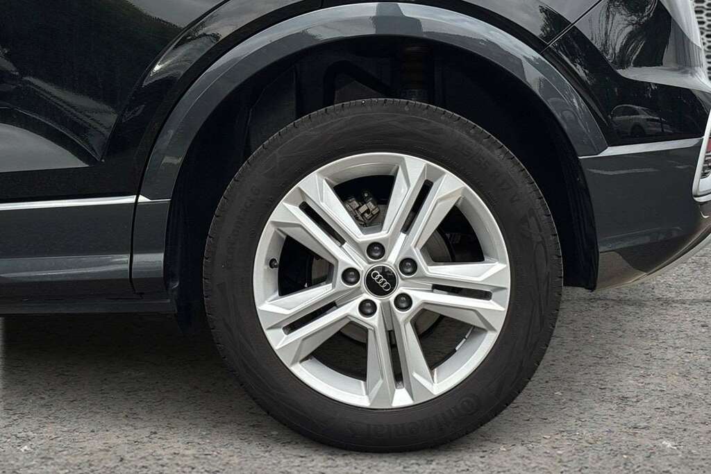 Audi Q2 35 Tfsi Sport S Tronic 2025 Black #5