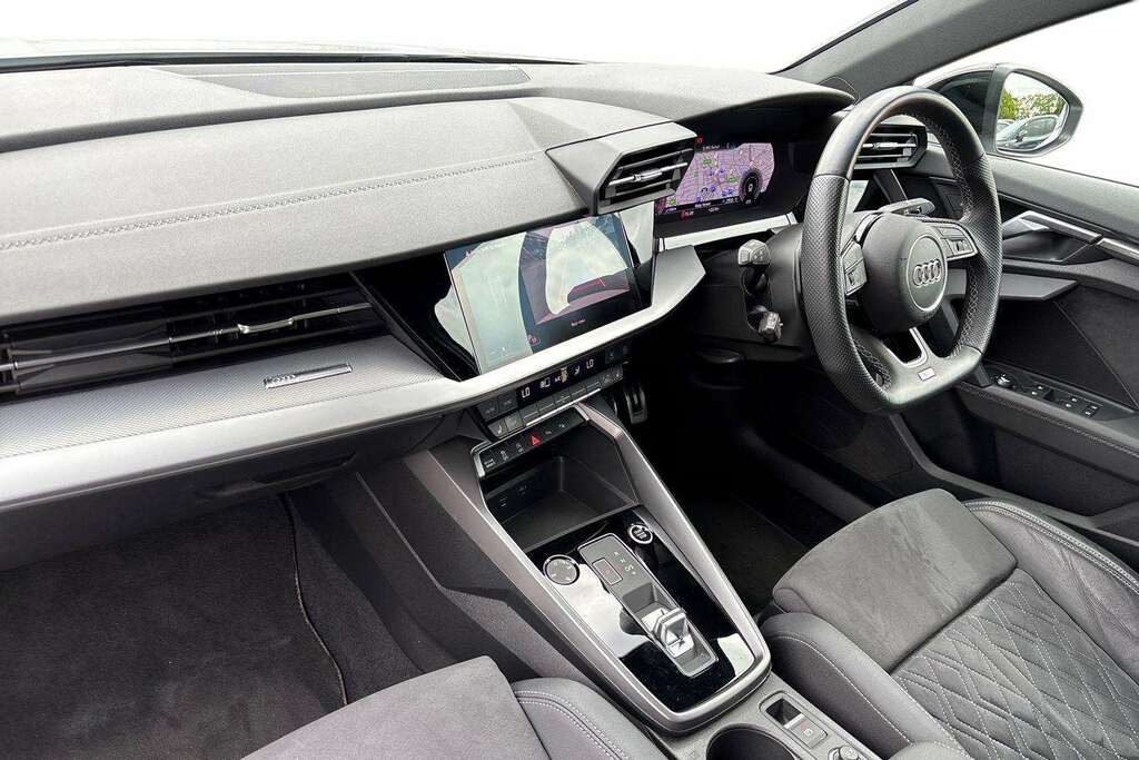 Audi A3 35 Tfsi Edition 1 S Tronic Comfortsound 202 FT23BDZ White #2