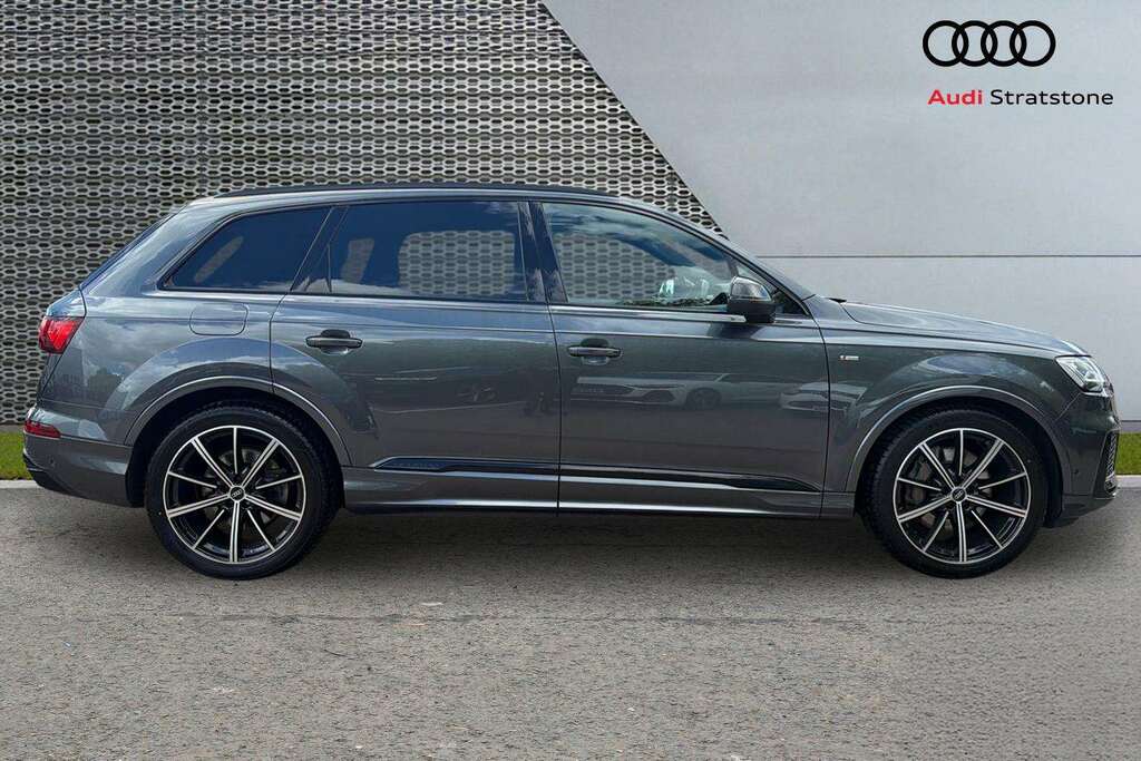 Audi Q7 55 Tfsi Quattro Black Edition Tiptronic 2022 Grey #4