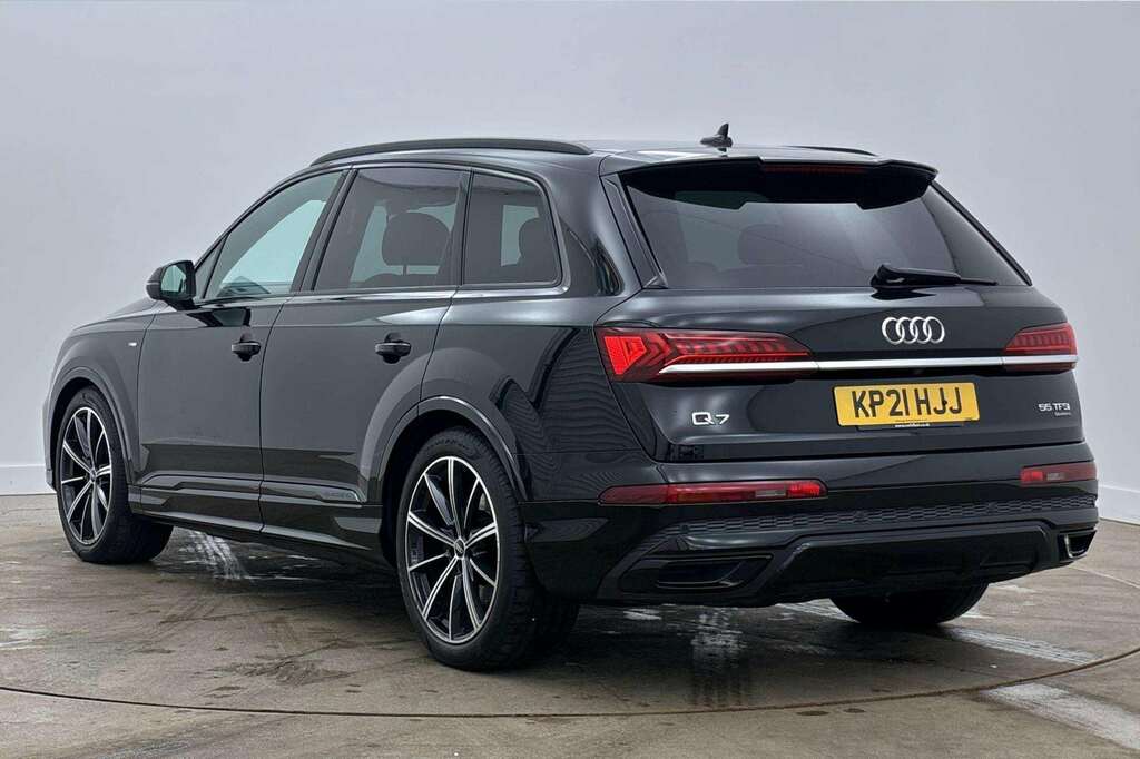 Audi Q7 55 Tfsi Quattro Black Edition Tiptronic 2021 Black #3