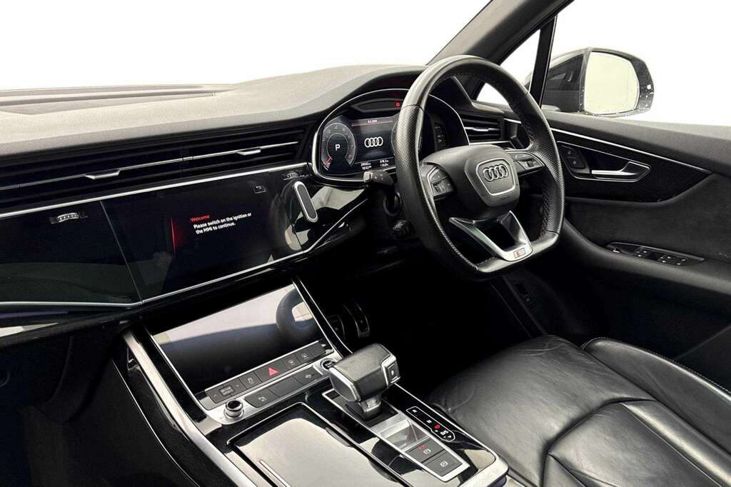 Audi Q7 55 Tfsi Quattro Black Edition Tiptronic 2021 Black #2