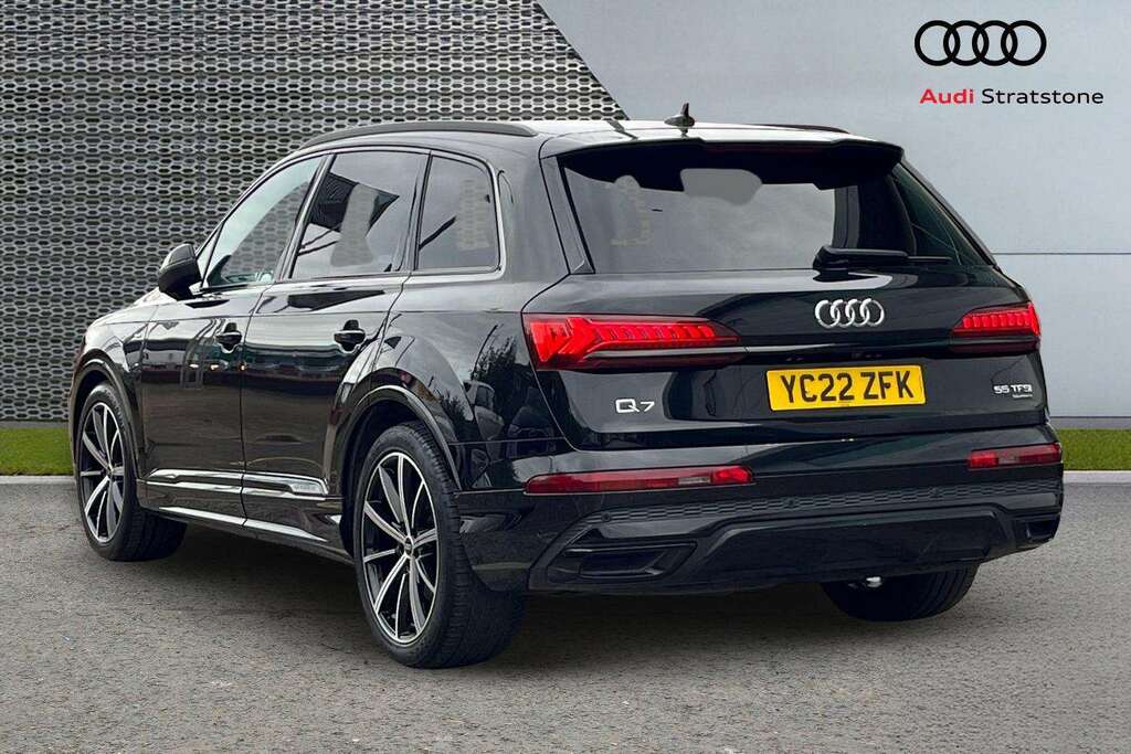 Audi Q7 55 Tfsi Quattro Black Edition Tiptronic 2022 Black #3