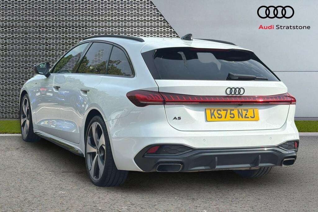 Audi A5 2.0 Tfsi 204 Edition 1 S Tronic 2025 White #3