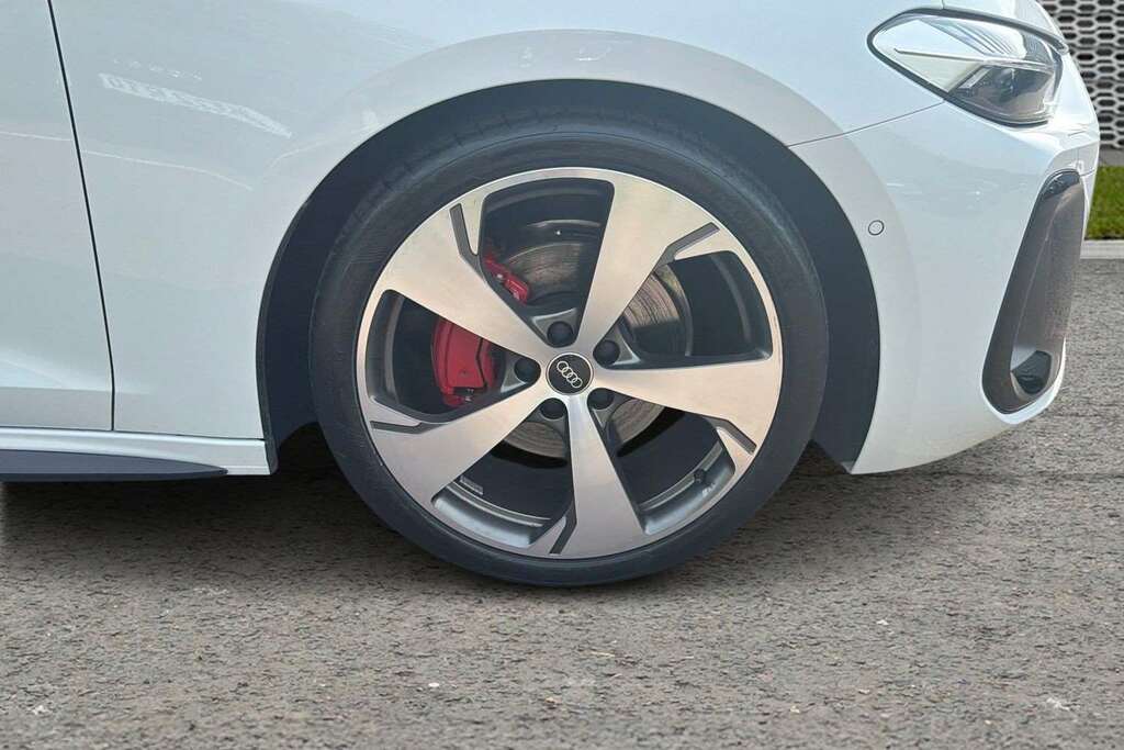 Audi A5 2.0 Tfsi 204 Edition 1 S Tronic 2025 White #5