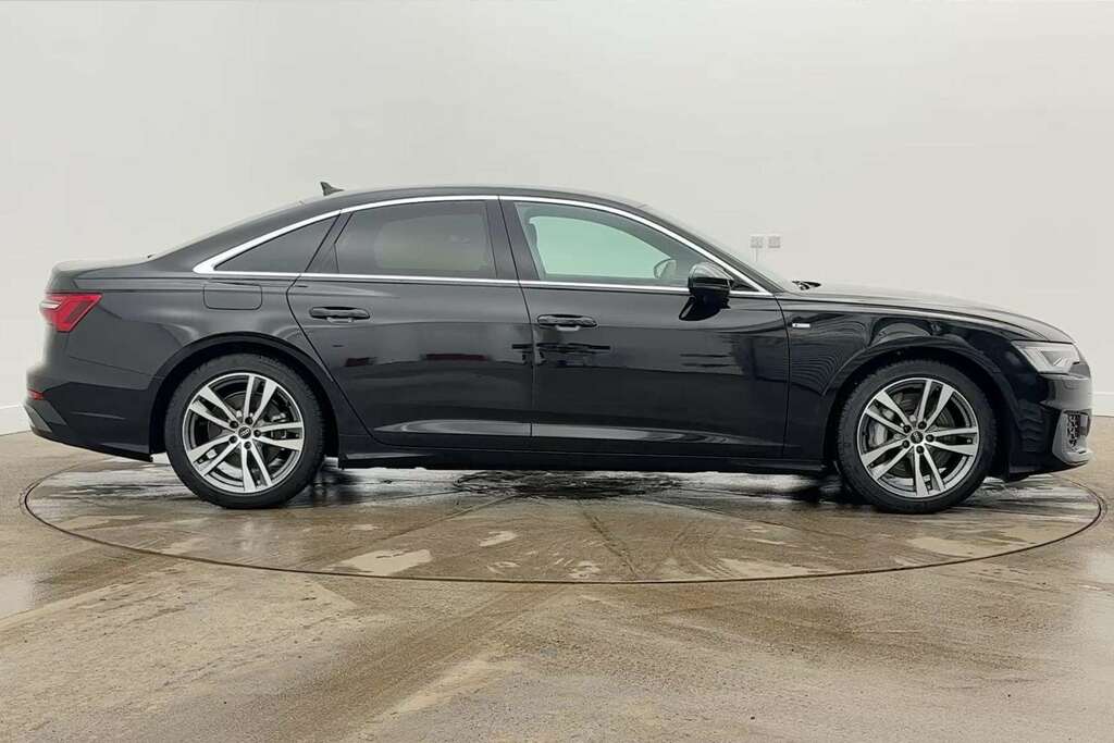 Audi A6 50 Tfsi E Quattro S Line S Tronic 2025 Black #4