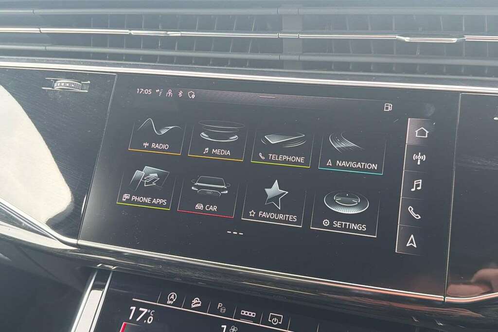 Audi Q7 Q7 Sln Blk Ed 55 Tfsi E Quat A Blue #24