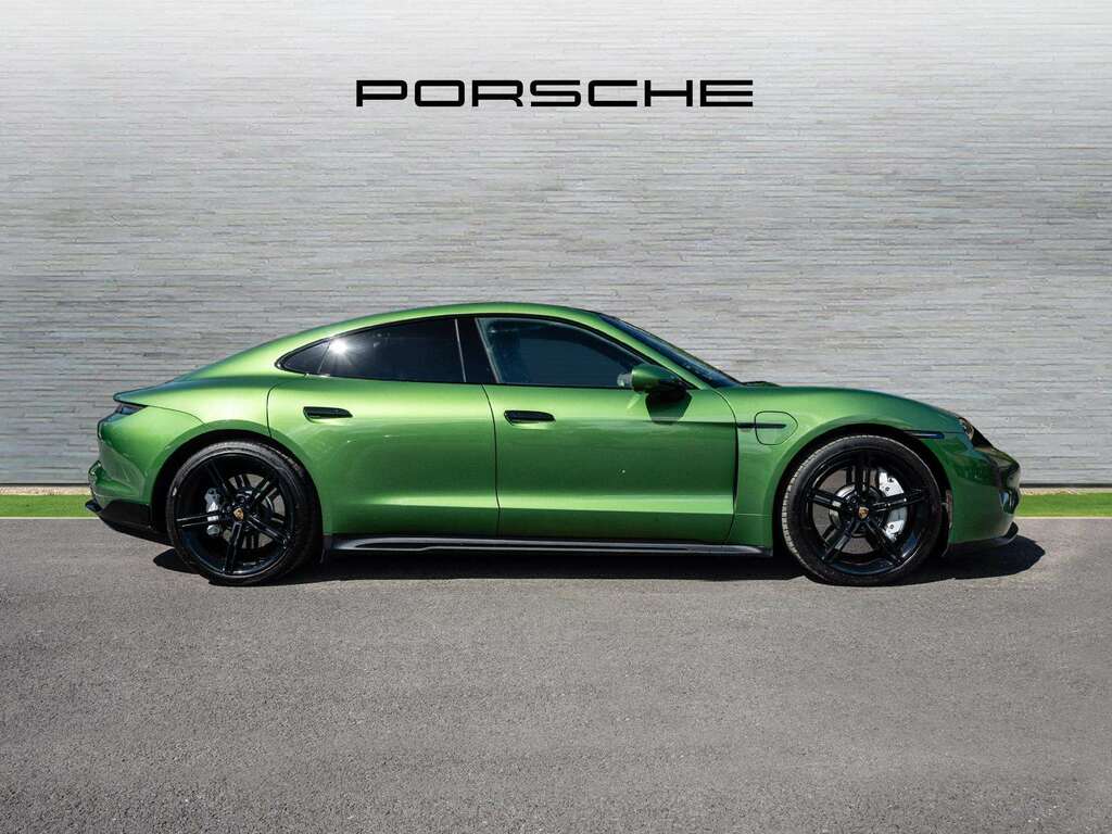 Porsche Taycan 4X2 2022 Green #5