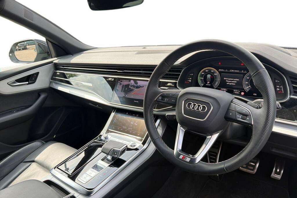 Audi Q8 55 Tfsi E Quattro S Line Tiptronic 2024 Black #6
