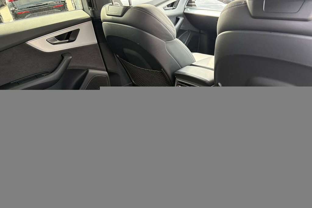 Audi Q8 55 Tfsi E Quattro Black Edn Tiptronic Cs Black #23