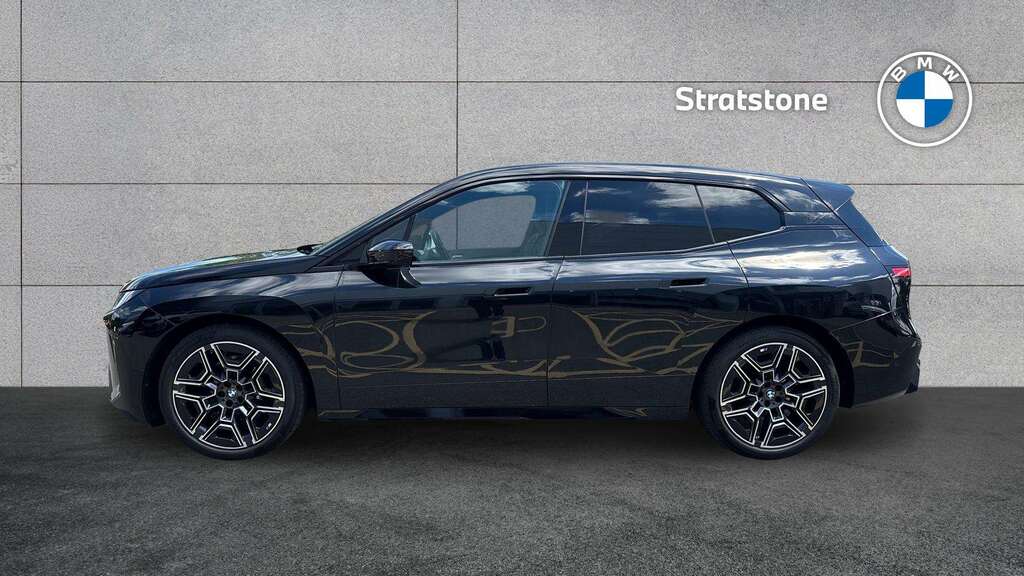 BMW iX 300Kw Xdrive45 M Sport 101Kwh 2025 Black #4