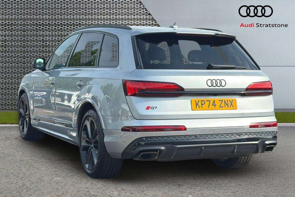 Audi Q7 45 Tdi Quattro Black Edition Tiptronic 2024 Silver #3