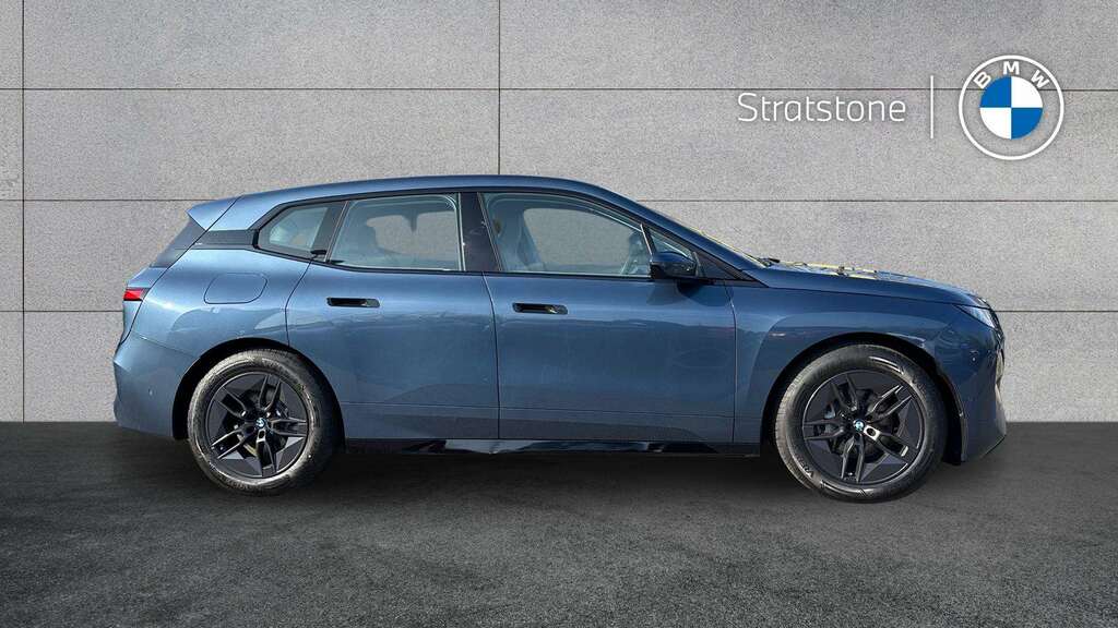 BMW iX 300Kw Xdrive45 Sport 101Kwh 2026 Blue #3