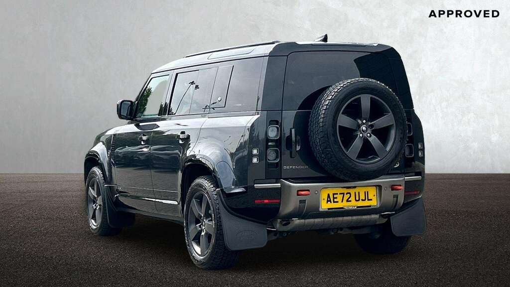 Land Rover Defender 110 3.0 P400 X 110 2023 Grey #2