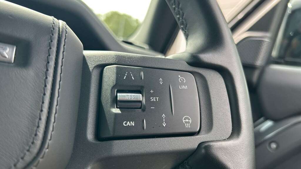 Land Rover Defender 110 X-dynamic Se Grey #37