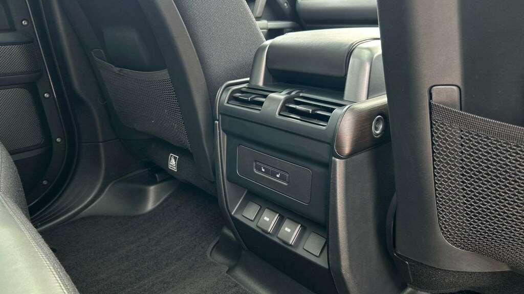 Land Rover Defender 110 X-dynamic Se Grey #18