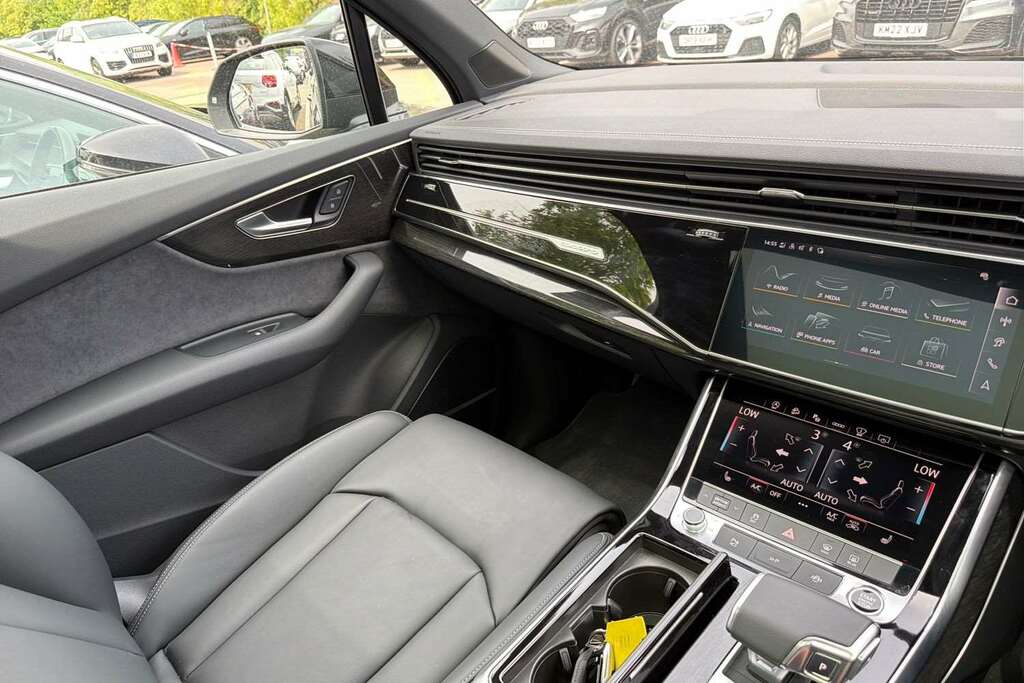 Audi Q7 3.0 Tfsi E Quattro 394 Black Edition Tiptronic Grey #29