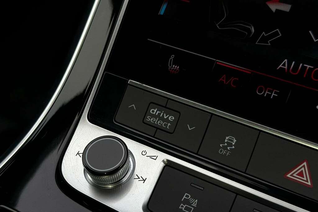 Audi Q7 3.0 Tfsi E Quattro 394 Black Edition Tiptronic Grey #27