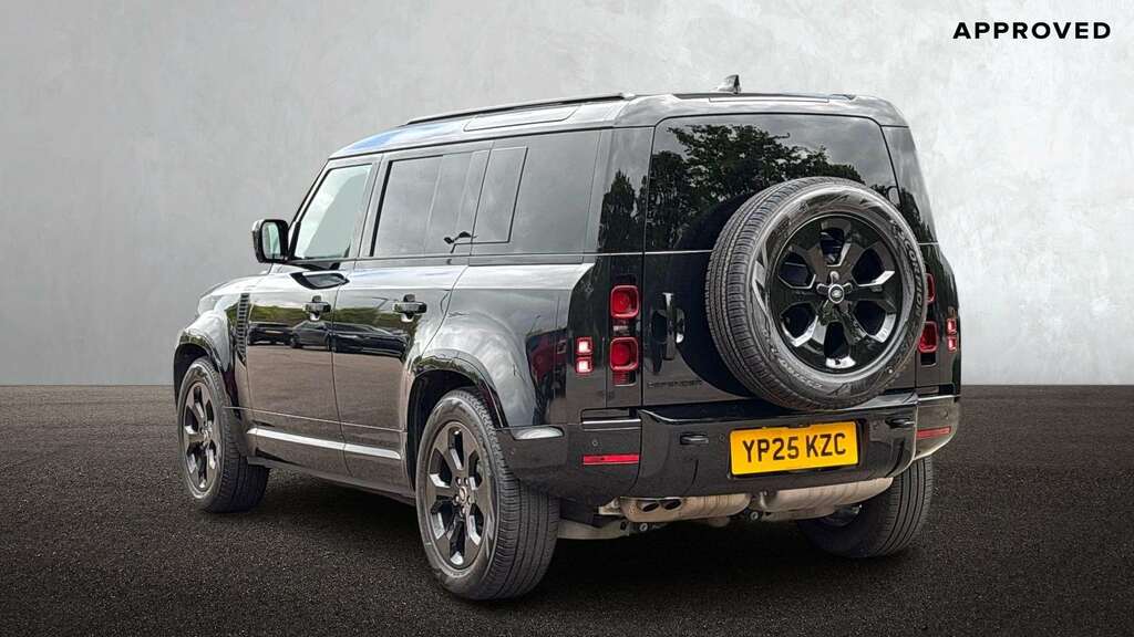 Land Rover Defender 110 3.0 D350 X-dynamic Hse 110 2025 Black #2