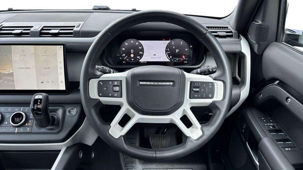 Land Rover Defender 110 X-dynamic Hse Black #15