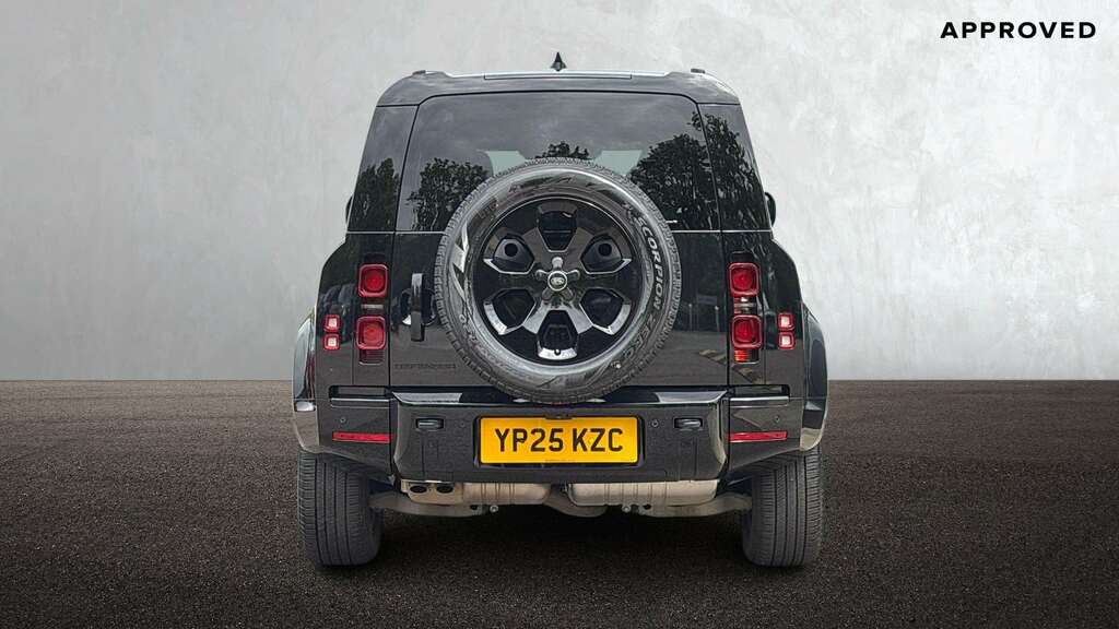 Land Rover Defender 110 3.0 D350 X-dynamic Hse 110 2025 Black #6