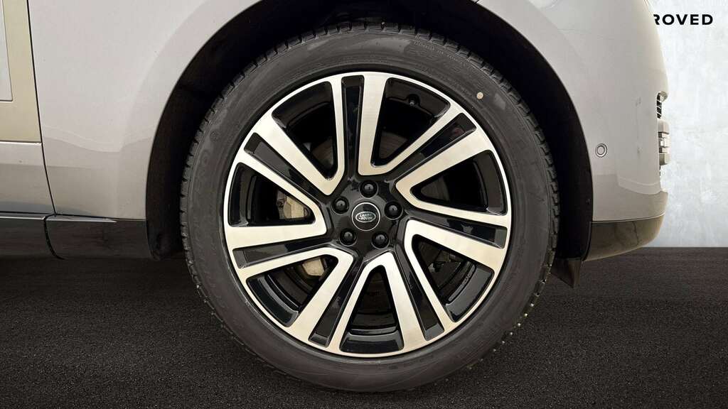 Land Rover Range Rover 3.0 D300 Se 2024 Grey #6