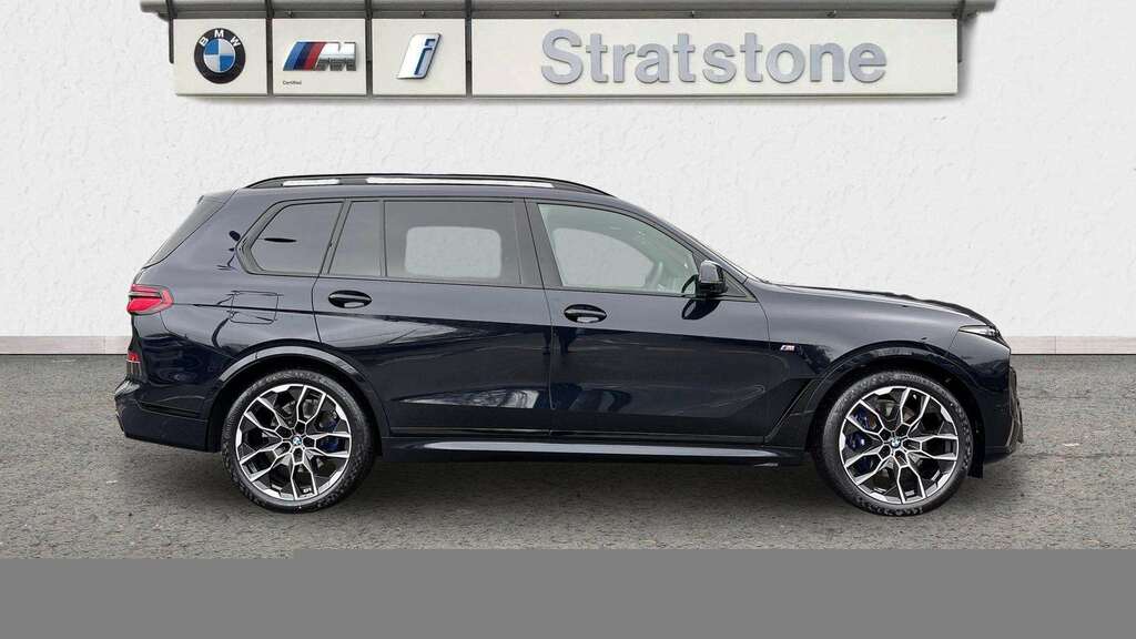 BMW X7 Xdrive40d Mht M Sport Step 2026 Black #3
